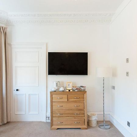 3 Bedroom Villa Attached To Host Home Free Parking Perth Extérieur photo