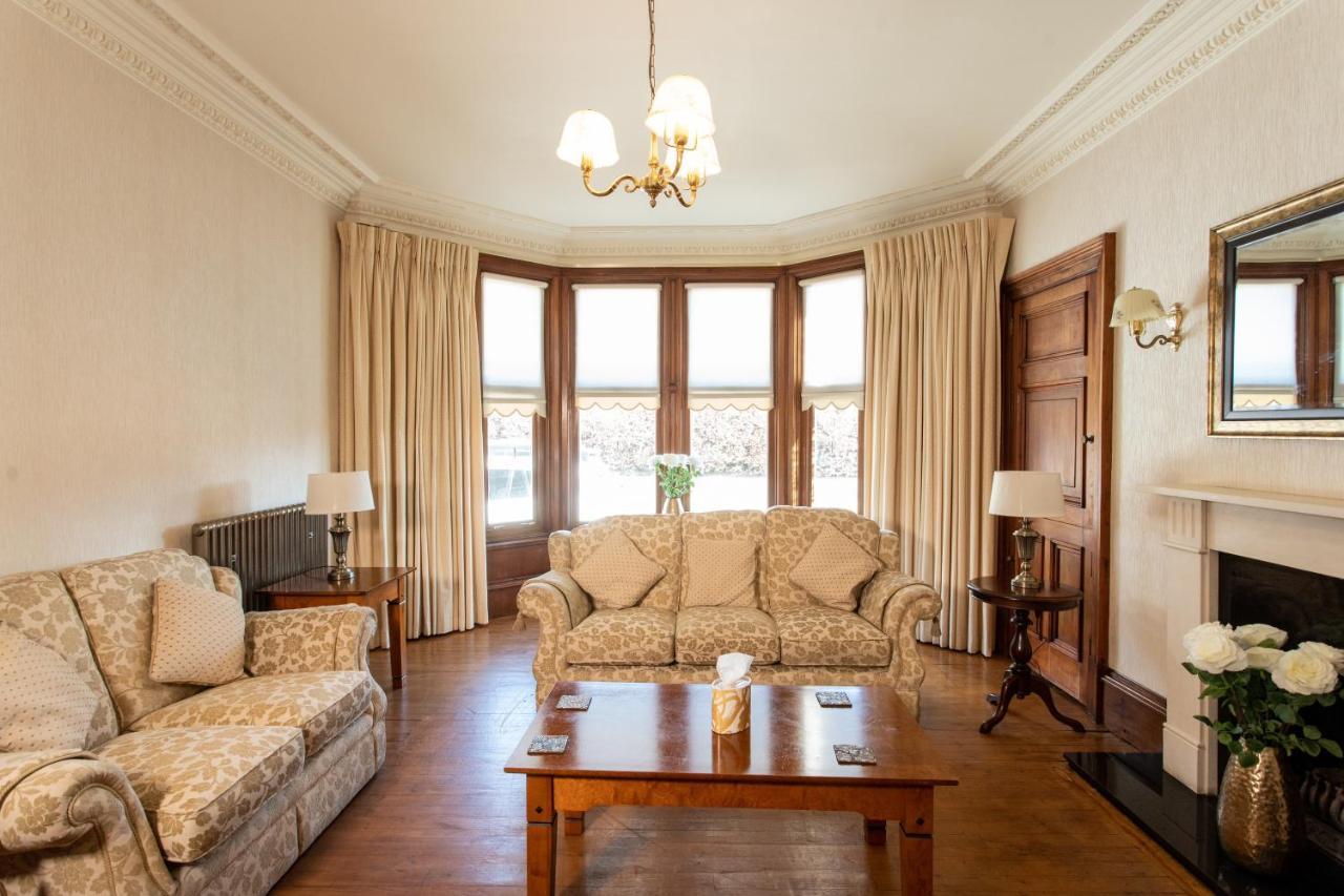 3 Bedroom Villa Attached To Host Home Free Parking Perth Extérieur photo
