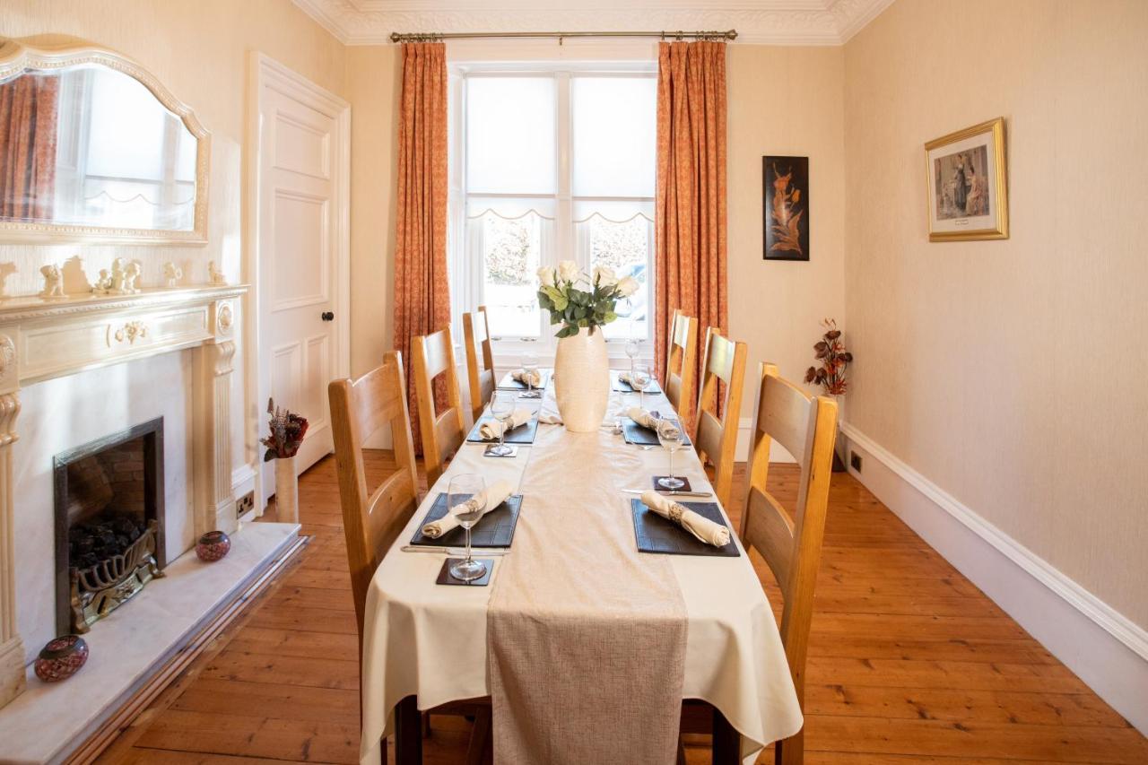 3 Bedroom Villa Attached To Host Home Free Parking Perth Extérieur photo