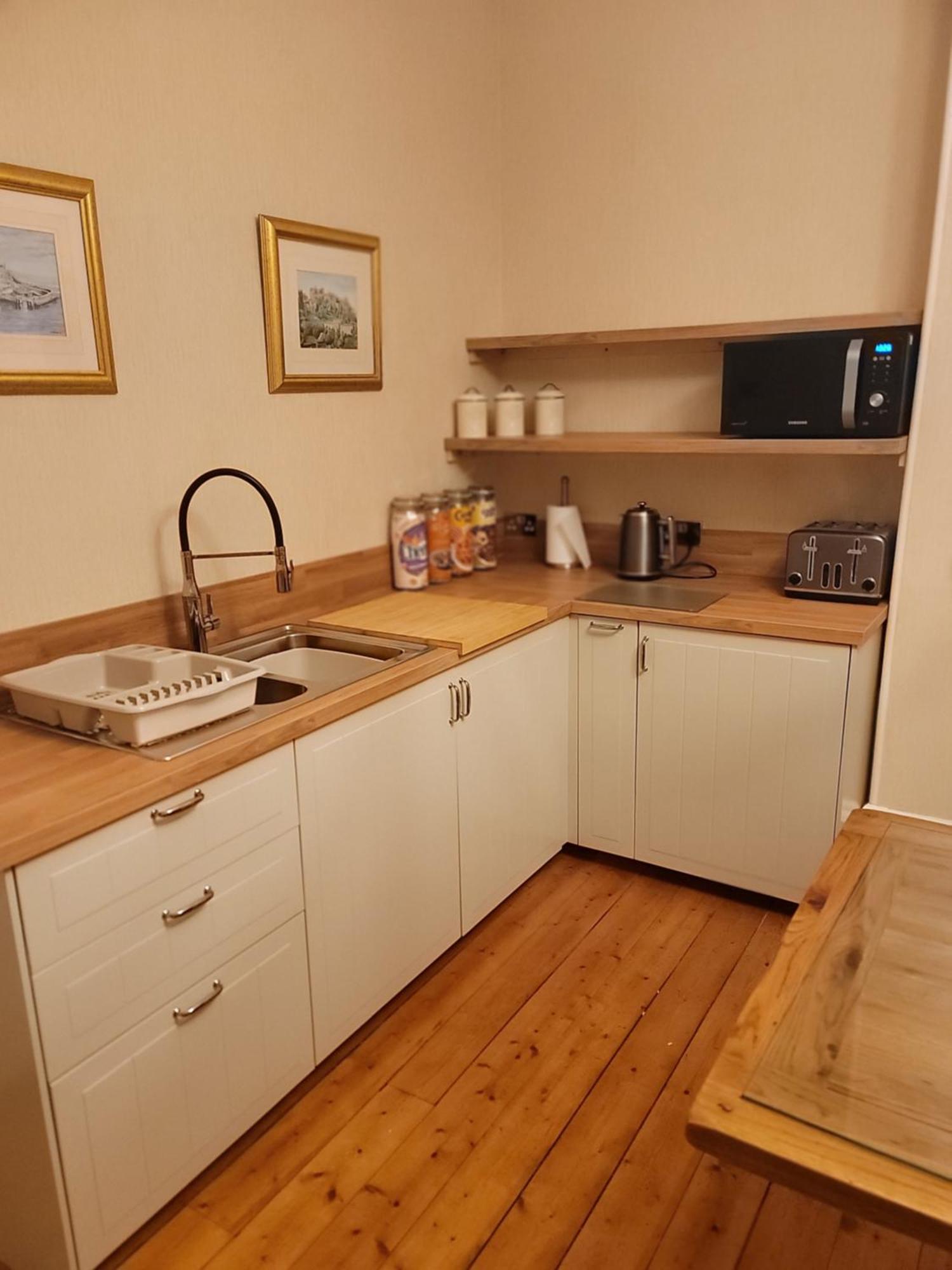 3 Bedroom Villa Attached To Host Home Free Parking Perth Extérieur photo
